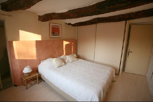 Charmante petite maison en Luberon, entre Goult et Lacoste